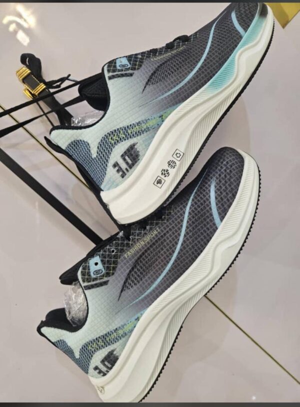 TRAINERS